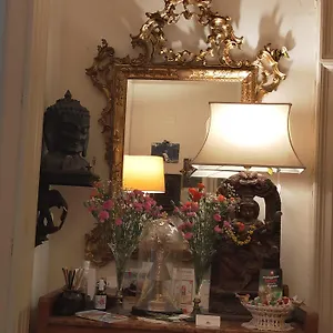 3* Panzió Crociferi